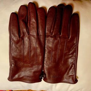 Authentic Men’s Coach leather gloves. Size XL